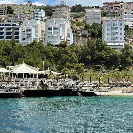 Golden Seaview Apartment Sarande