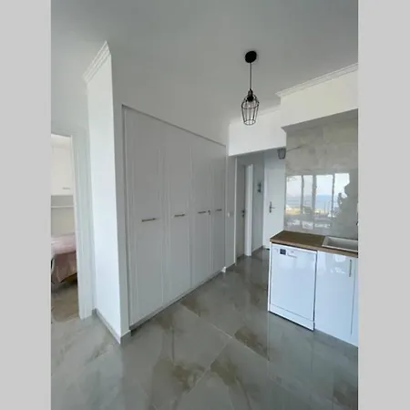 Apartment Golden Seaview *